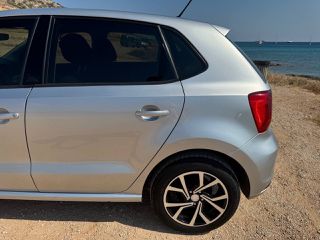 Volkswagen Polo 2014-thumb-5