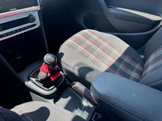 Volkswagen Polo 2014-thumb-15