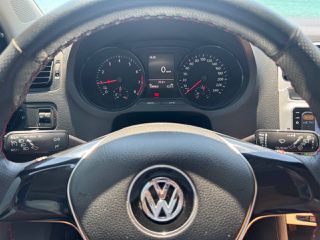 Volkswagen Polo 2014-thumb-16