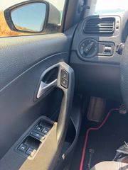 Volkswagen Polo 2014-thumb-18