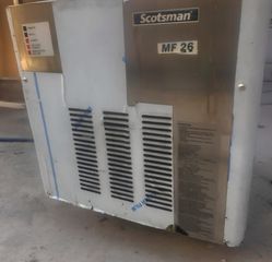 Παγομηχανή Scotsman τρίμμα πάγου (flake ice / νιφάδες πάγου) Ημερήσια Παραγωγή:120 kg / 24 ώρες
