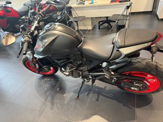 Ducati Monster 2024-thumb-2