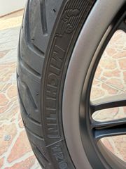 Piaggio Beverly 400 2025 Nardo Grey 400 S-thumb-45