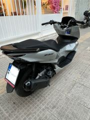 Honda PCX 125 2024