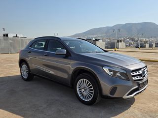 Mercedes-Benz GLA 180 2017 ΑΠΟ ΜΕΓΑΛΟ SERVICE-thumb-1