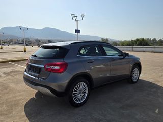 Mercedes-Benz GLA 180 2017 ΑΠΟ ΜΕΓΑΛΟ SERVICE-thumb-9