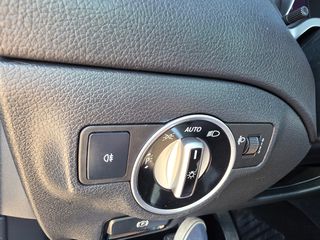 Mercedes-Benz GLA 180 2017 ΑΠΟ ΜΕΓΑΛΟ SERVICE-thumb-23