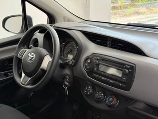 Toyota Yaris 2015 1.0cc-thumb-9