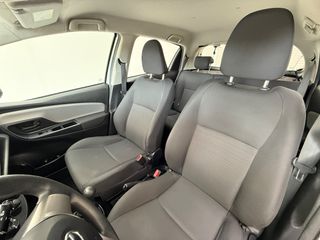 Toyota Yaris 2015 1.0cc-thumb-10