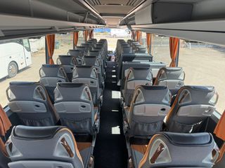 Mercedes-Benz 2014 TRAVEGO 15 RHD-thumb-11