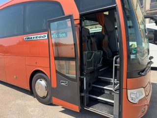 Mercedes-Benz 2014 TRAVEGO 15 RHD-thumb-5