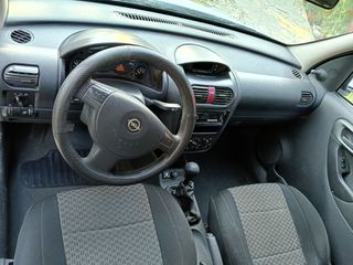Opel Combo 2009-thumb-10