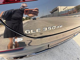 Mercedes-Benz GLE 350 2022 Premium plus • Amg line • Panorama • Plugin hybrid-thumb-39