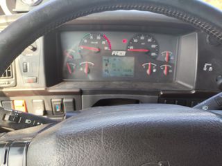 Volvo 2012 FH 16 full air-thumb-19
