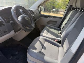 Volkswagen T5 2014 AUTO LONG-thumb-4