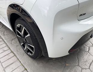 Peugeot 208 2024 1.2 Hybrid 136 ps e-DCS GT-thumb-3