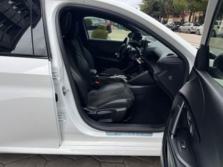 Peugeot 208 2024 1.2 Hybrid 136 ps e-DCS GT-thumb-10