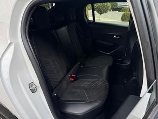 Peugeot 208 2024 1.2 Hybrid 136 ps e-DCS GT-thumb-16