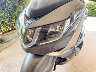 Piaggio X 10 2013 330-thumb-1