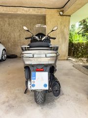 Piaggio X 10 2013 330-thumb-5