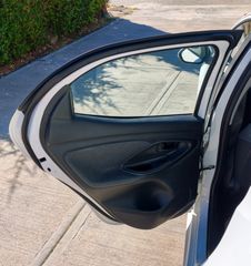 Toyota Yaris 2022 Αγρατζούνιστο-Camera-Clima-Parktronic-Ελληνικό-Ατρακάριστο-thumb-36