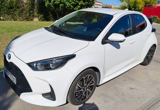 Toyota Yaris 2022 Αγρατζούνιστο-Camera-Clima-Parktronic-Ελληνικό-Ατρακάριστο-thumb-1