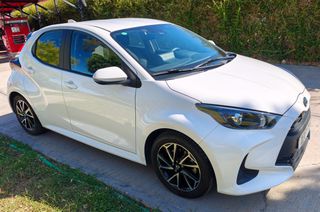 Toyota Yaris 2022 Αγρατζούνιστο-Camera-Clima-Parktronic-Ελληνικό-Ατρακάριστο