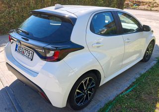Toyota Yaris 2022 Αγρατζούνιστο-Camera-Clima-Parktronic-Ελληνικό-Ατρακάριστο-thumb-4
