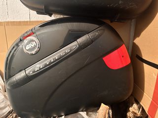 Suzuki V-Strom 650 2010-thumb-17