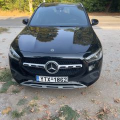 Mercedes-Benz GLA 200 2020