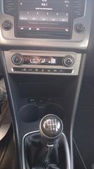 Volkswagen Polo 2015 Lounge BlueMotion Tech-thumb-17