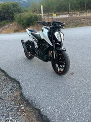 KTM 390 Duke 2021-thumb-3