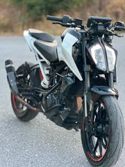 KTM 390 Duke 2021-thumb-4
