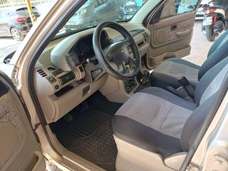 Land Rover Freelander 2000-thumb-8