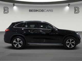 Mercedes-Benz GLC 300 2023 4MATIC 9G-TRONIC PLUG IN HYBRID FACE LIFT-thumb-5
