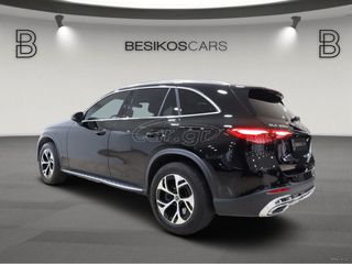 Mercedes-Benz GLC 300 2023 4MATIC 9G-TRONIC PLUG IN HYBRID FACE LIFT-thumb-7