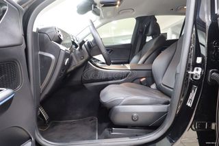 Mercedes-Benz GLC 300 2023 4MATIC 9G-TRONIC PLUG IN HYBRID FACE LIFT-thumb-10