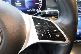 Mercedes-Benz GLC 300 2023 4MATIC 9G-TRONIC PLUG IN HYBRID FACE LIFT-thumb-18