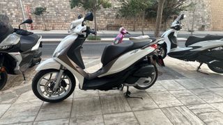 Piaggio Medley 150 2022-thumb-2