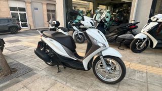 Piaggio Medley 150 2022-thumb-3