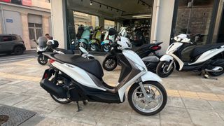Piaggio Medley 150 2022-thumb-4