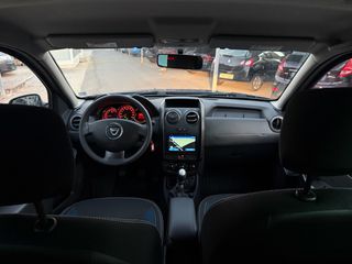 Dacia Duster 2015-thumb-20