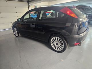 Ford Focus 2003-thumb-6