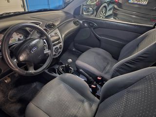 Ford Focus 2003-thumb-8