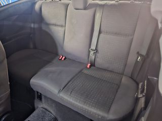 Ford Focus 2003-thumb-9