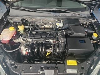 Ford Focus 2003-thumb-13