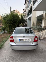 Ford Focus 2007-thumb-2