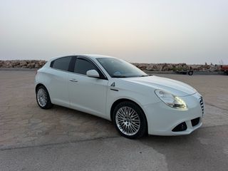 Alfa Romeo Giulietta 2013