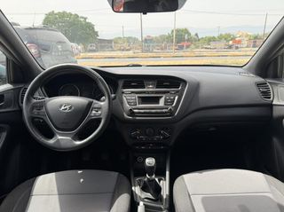 Hyundai i 20 2018-thumb-17