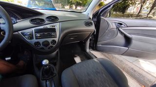 Ford Focus 2002-thumb-12